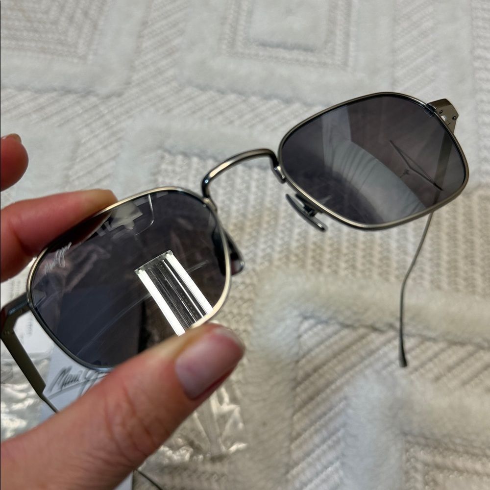 Maui Jim - MEKALA SUNGLASSES - Picture 8 of 13